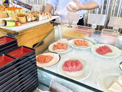 -怡豪大饭店·49楼旋转自助餐厅