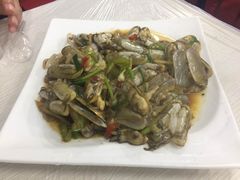 -覃记海鲜美食餐厅