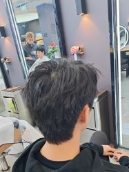 -藤野造型烫染·漂发