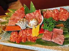 -炼火烤肉店