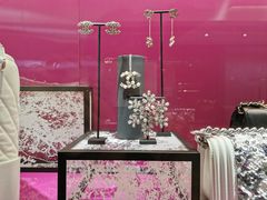 -CHANEL(恒隆广场店)