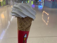 甜筒-蜜雪冰城(陆家嘴店)