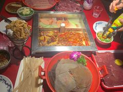 -二荆条·蜀鲜汇城市森林火锅