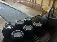 -荒岛实景沉浸密室(江汉路1店)