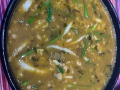 -香巴拉云南餐厅(华莱坞店)