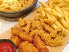 -必胜客(砂之船中东奥莱店)