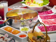 -左庭右院鲜牛肉火锅(金山万达店)