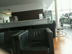 -上海德星奔驰(江杨南路店)