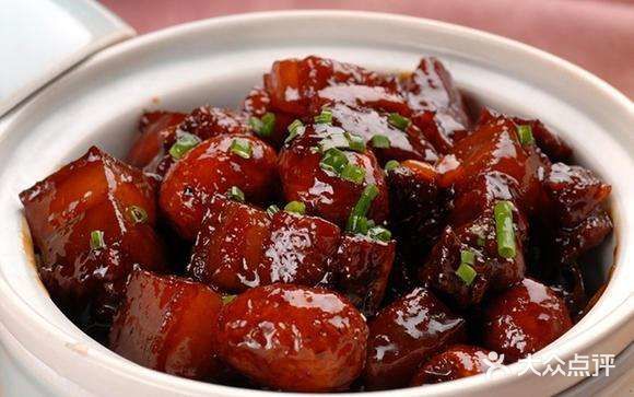 典雅的装饰，甜燸的口味