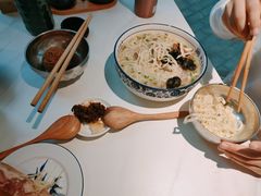 -镇南锅盖面馆(解放路店)