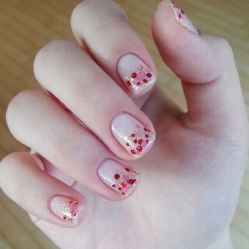 -朵拉定制美妆美甲