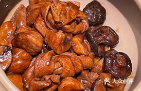 Mushroom and Chestnut Stir-fry