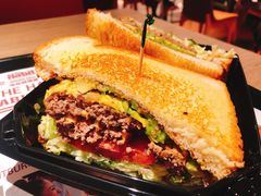 -The Habit Burger Grill 哈比特汉堡(复兴soho店)