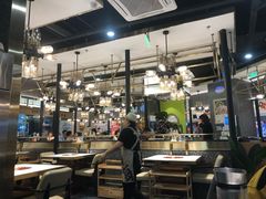 大堂-洪氏嗨捞·猪肚鸡火锅(阳光天地店)