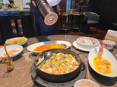 -海派悦庭·海胆烧麦·新融合菜(凯德广场店)