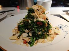 六宝菠菜-京味斋·北京烤鸭(华威桥北工大店)