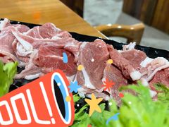 -果松木炭酸菜铜火锅·外婆参鸡汤