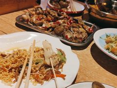 -喝丢一只鞋海鲜烧烤·海肠捞饭(东关街店)