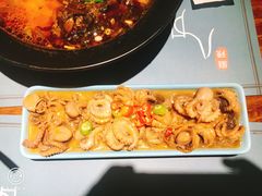 -八月美食小馆(银泰城总店)
