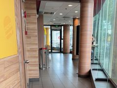 -麦当劳(虹梅路地铁站店)