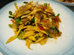 -鄱阳湖·江西小炒·瓦罐煨汤(五道口店)