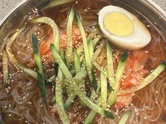 -韩风烤牛肉冷面店