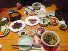 -萨拉伯尔水源素问店·韩国宫廷料理(人民路店)