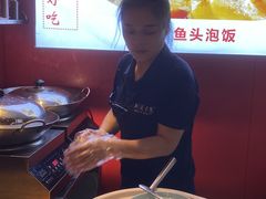 -川流不息·地道川菜·小龙虾(新松江路店)