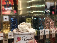 -VENCHI 闻绮(上海佛罗伦萨小镇店)