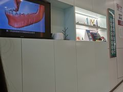 -维乐口腔·埃齐门诊(静安店)