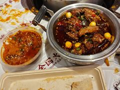 -大芊金重庆串串火锅(南京路店)