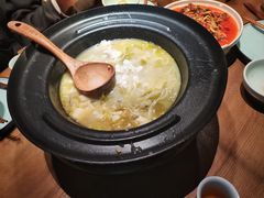 -九锅一堂酸菜鱼(新南凯德直营店)