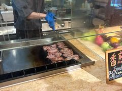 -大中华希尔顿酒店-念自助餐·嗨啤·小龙虾
