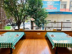 -益百岁牛尾汤主题餐厅(辛庄街店)