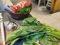 -楠小云·云南鲜菌·鲜牛自助火锅(九眼桥店)