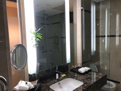 -青岛海尔洲际酒店