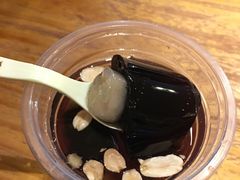 蜂蜜味烧仙草-八婆婆烧仙草(曾厝垵店)