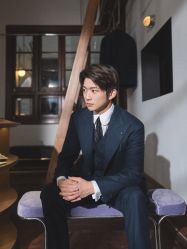 -Glenindiv谷已西装