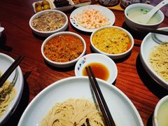 -裕兴记•蟹黄面馆(人民广场店)