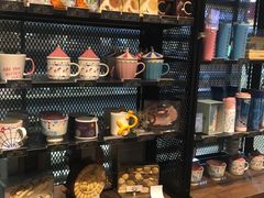 -星巴克(宝山万达店)