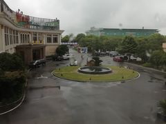 -桃城度假村-停车场