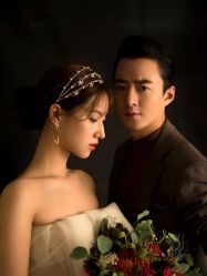 -雪中彩影婚纱摄影·微光艺术中心