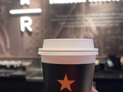 -星巴克臻选(上海今潮8弄店)