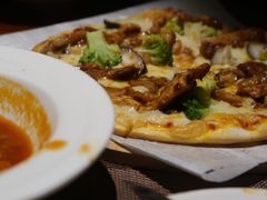 奥尔良鸡肉披萨-秀·爱尔兰餐吧(上海路店)