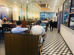 大堂-小杨生煎(龙阳广场店)