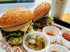-The Habit Burger Grill 哈比特汉堡(复兴soho店)