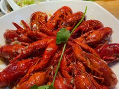-海底捞火锅(杭州滨江九宜城店)