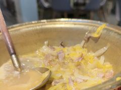 大骨头炖酸菜-关东小磨东北菜(上海长风大悦城店)