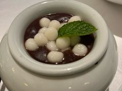 -浦東饭店(育才街怀特国际商城店)