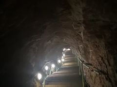 -贵阳猴耳天坑·极限酷玩公园